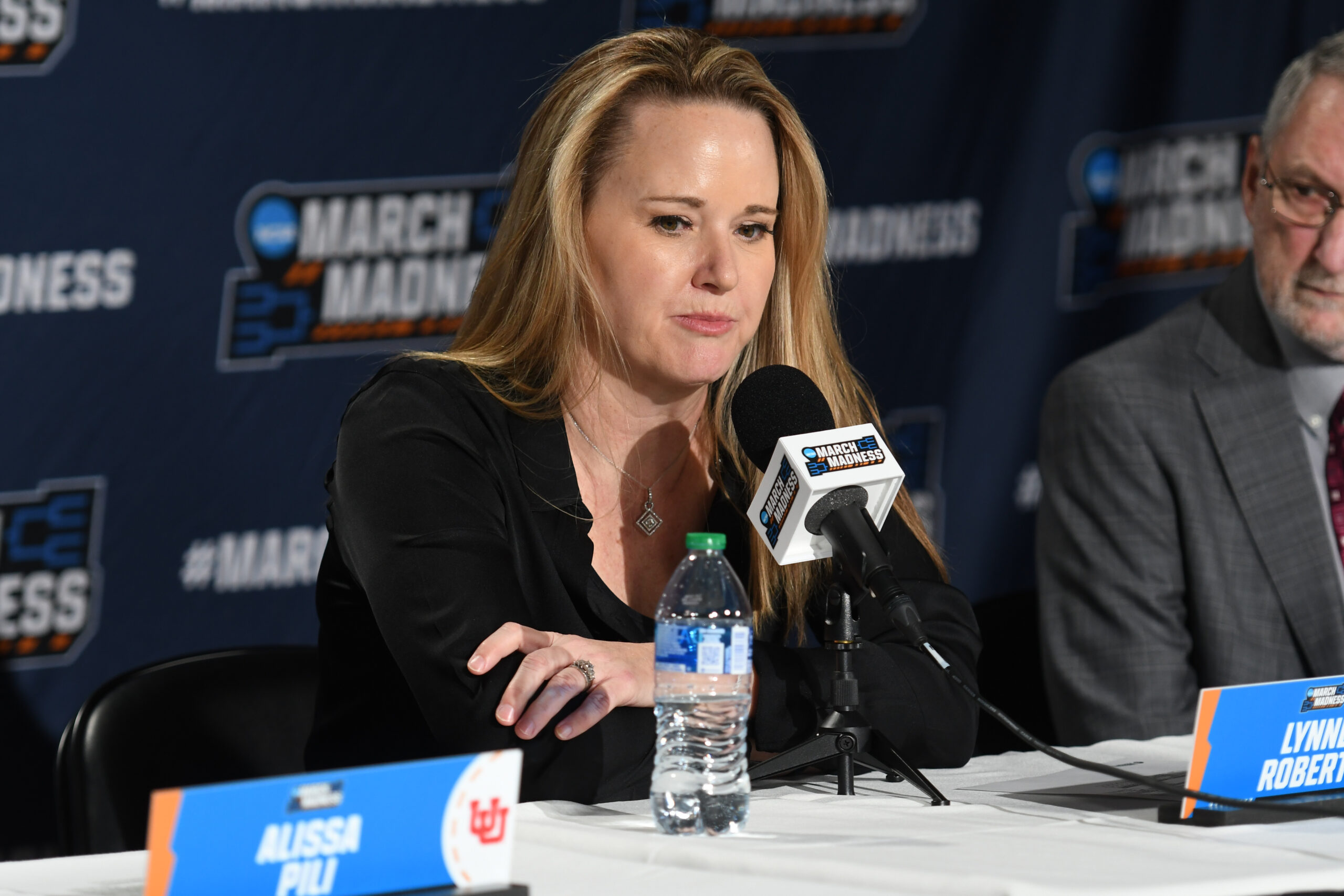 Utah women's basketball team forced to change hotels over 'racial hate crimes'