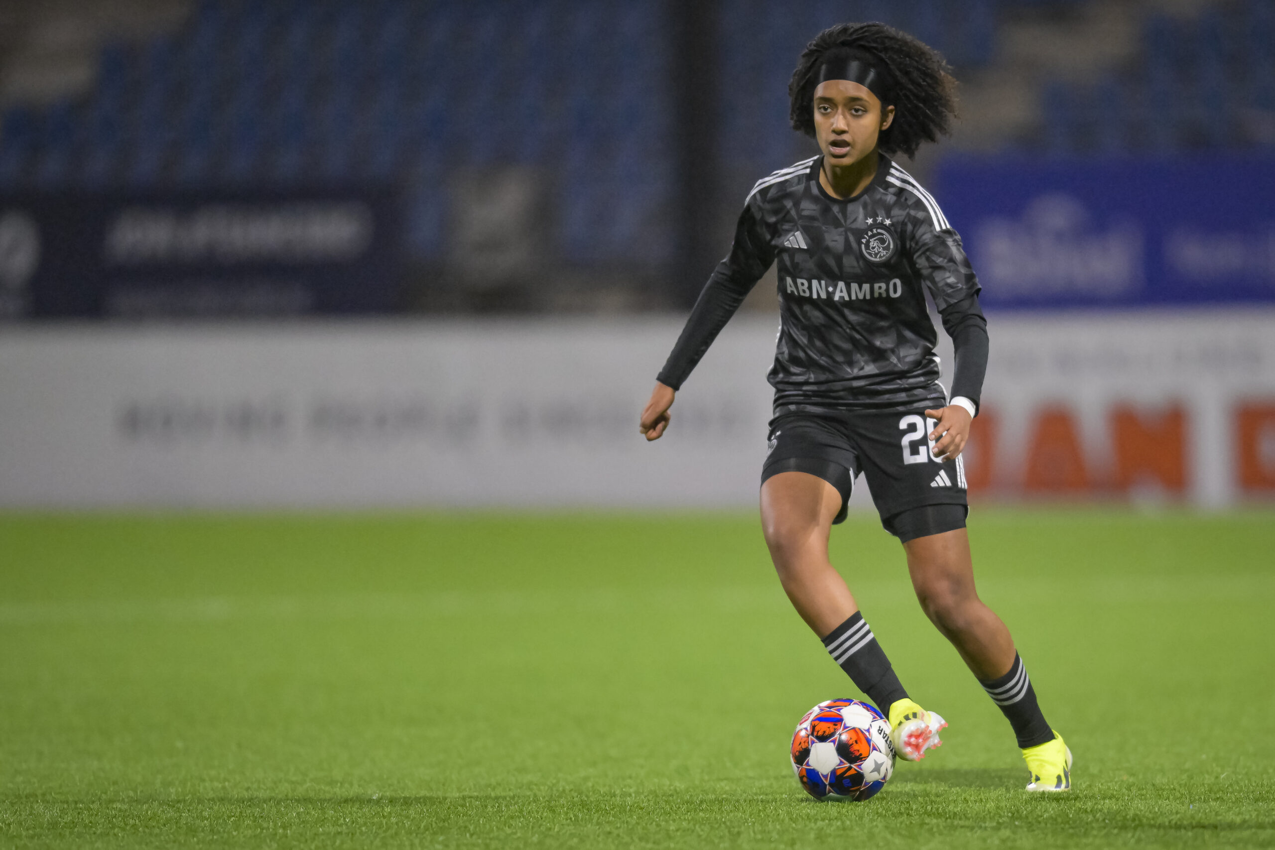 Emma Hayes calls dual national USWNT prospect 'exceptional' - Just Women's Sports