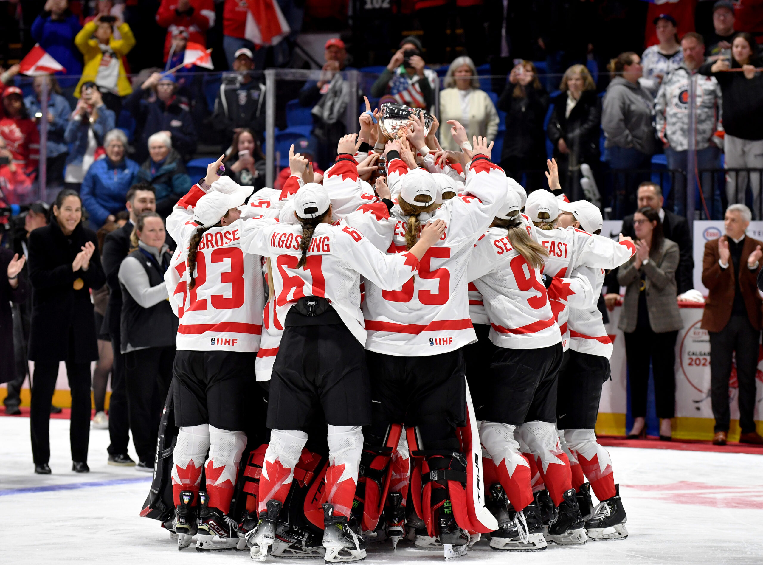 Canada beats U.S. Hockey 6-5 in thrilling World Championship win - Just Women's Sports