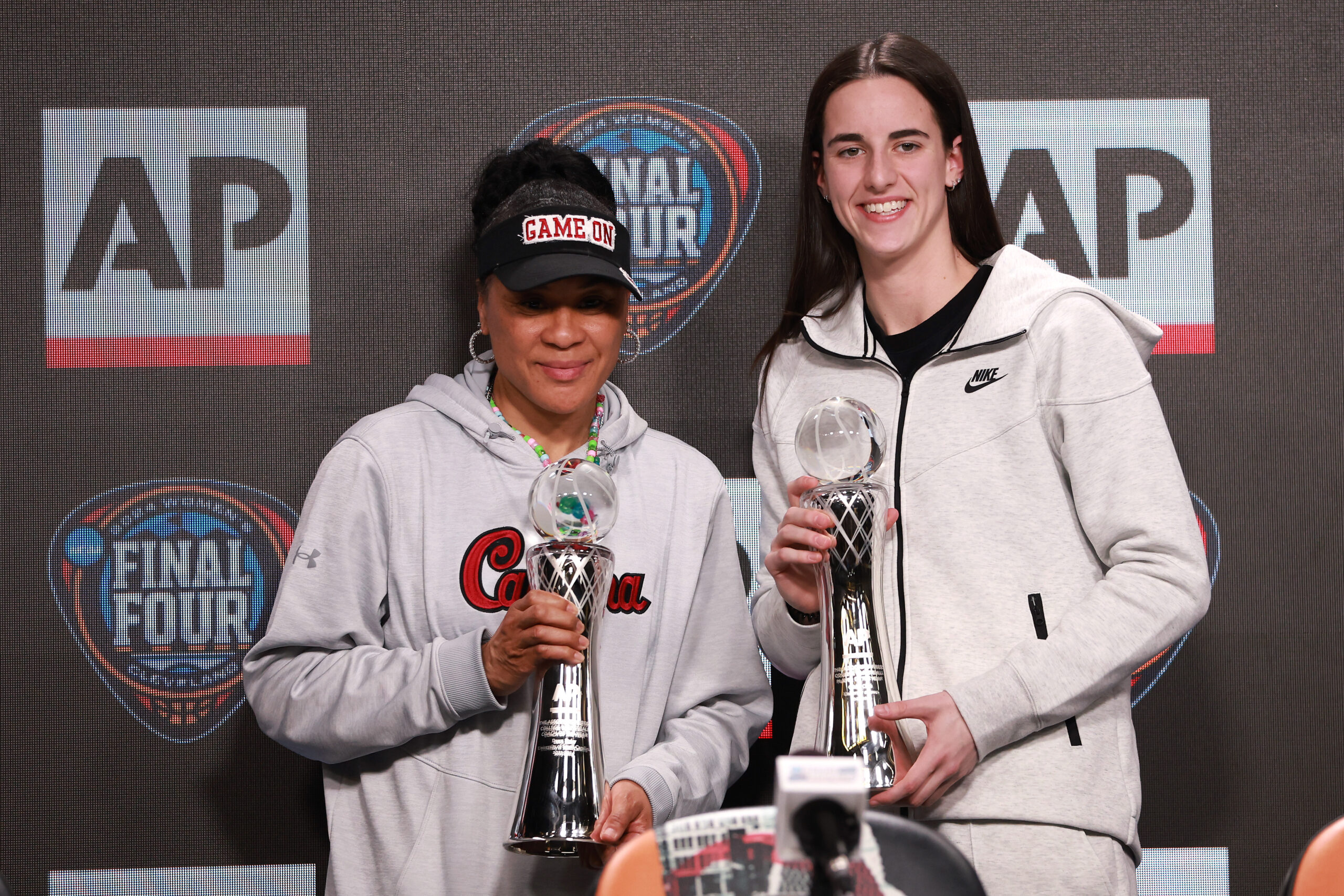 Dawn Staley praises Caitlin Clark for 'lifting up our sport' - Just Women's Sports