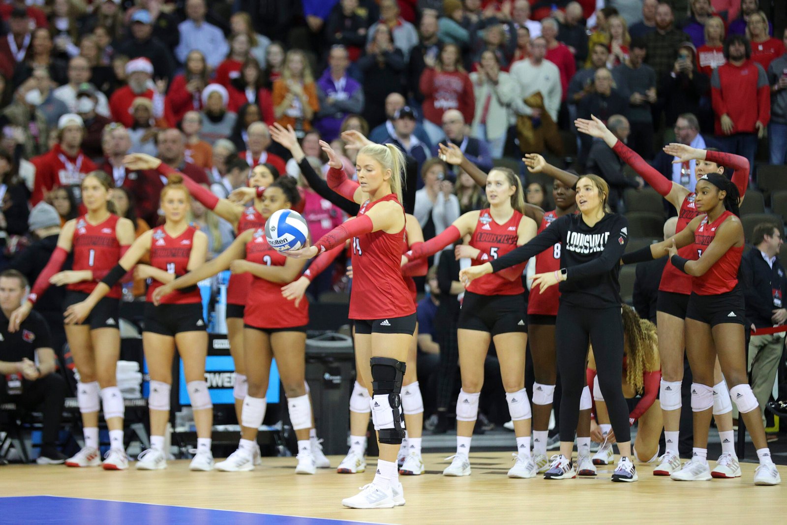 Powerhouses Clash in the 2024 NCAA Volleyball Semifinals